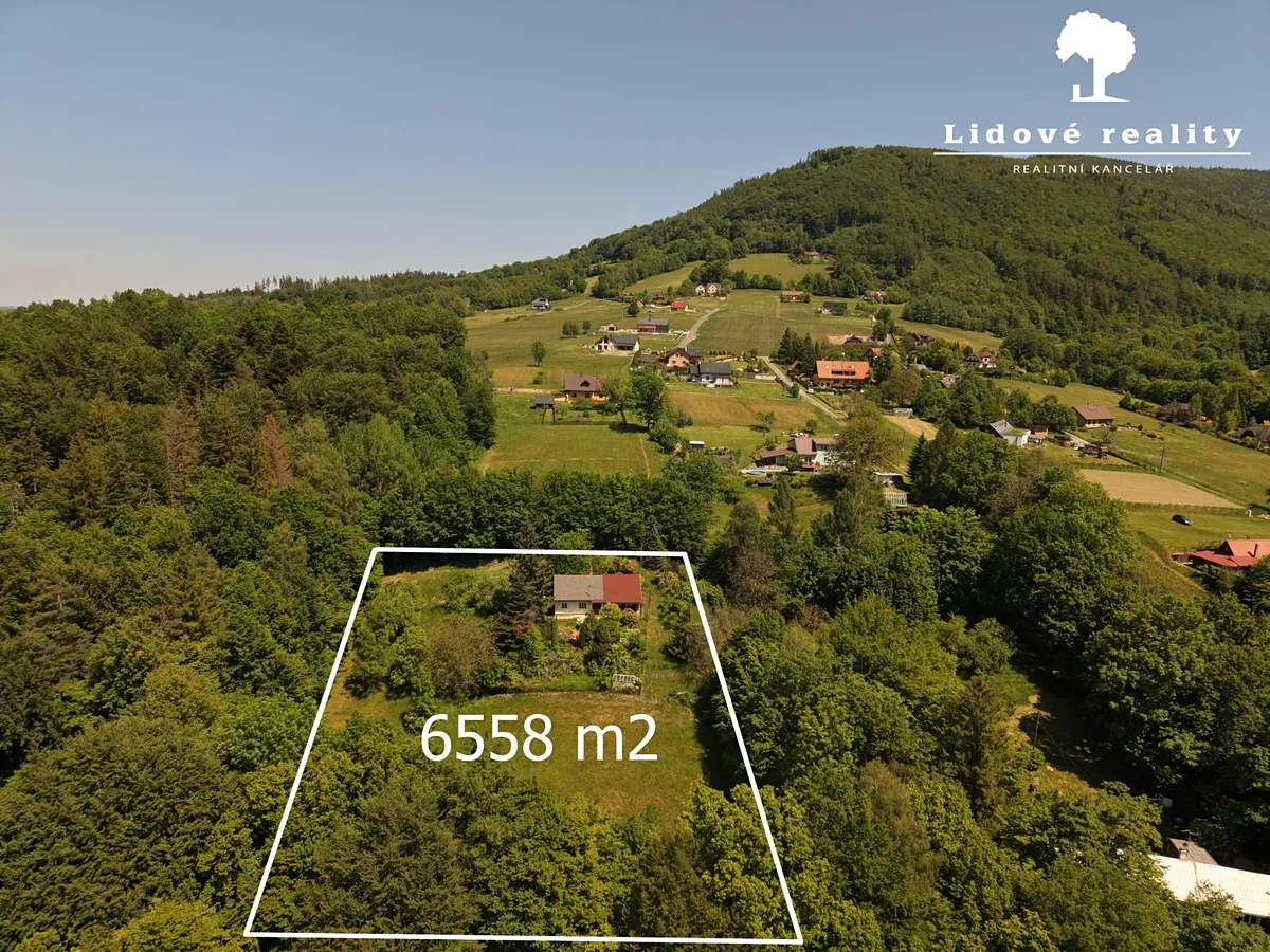 Prodej stavebního pozemku 6558 m²